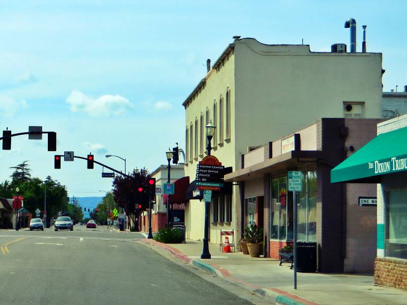 Dixon, CA - photo by Ken Lund
