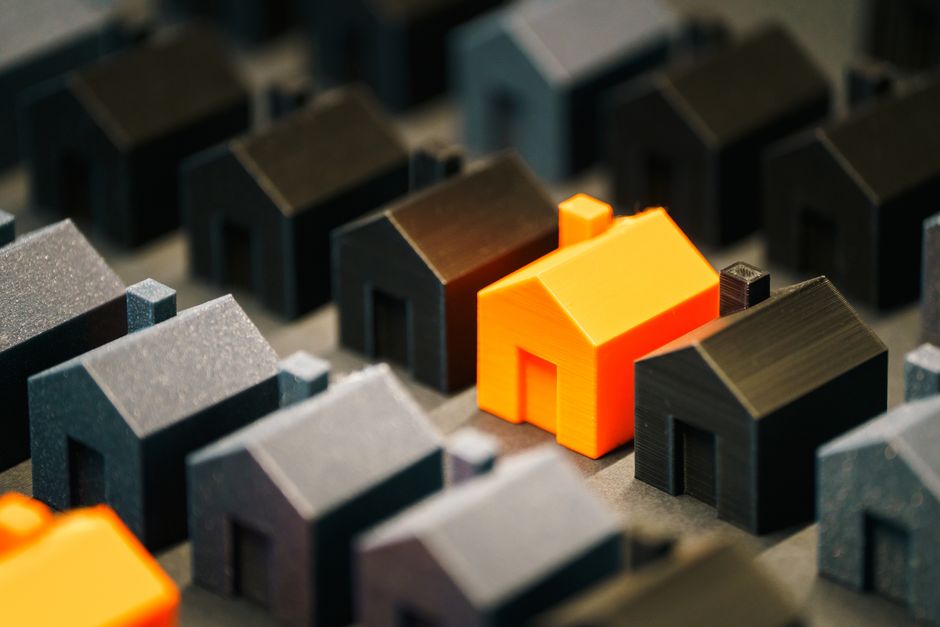 Image of toy houses in rows Image of toy houses in rows